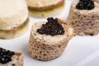 zakouski caviar d'avruga
